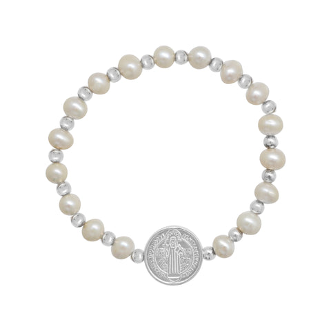 Pulsera con perla y casquilla con medalla de San Benito en plata